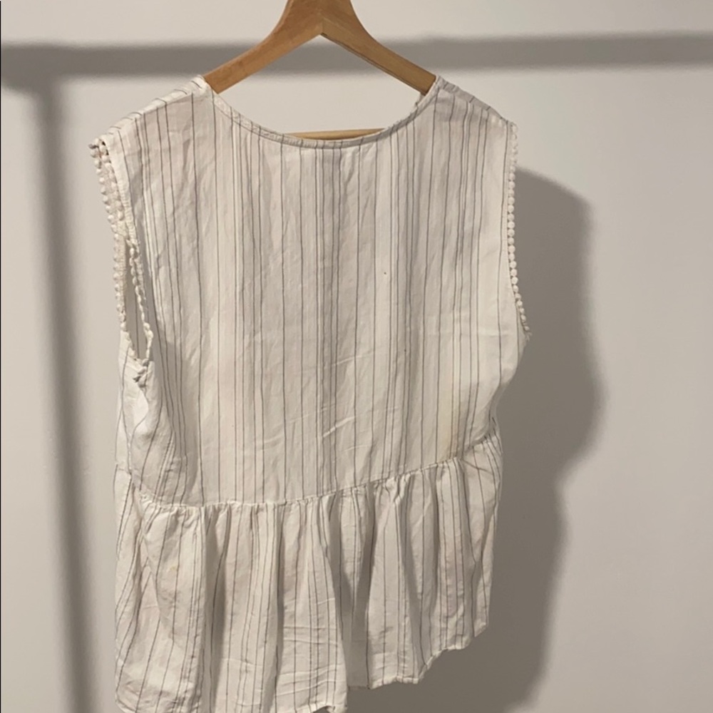 Top - Picture 4 of 5